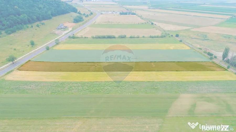 Teren intravilan de vanzare in Codlea, iesirea spre Sibiu - 1