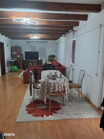 Casă cu 3 camere cu Teren 500 Mp în Domnești