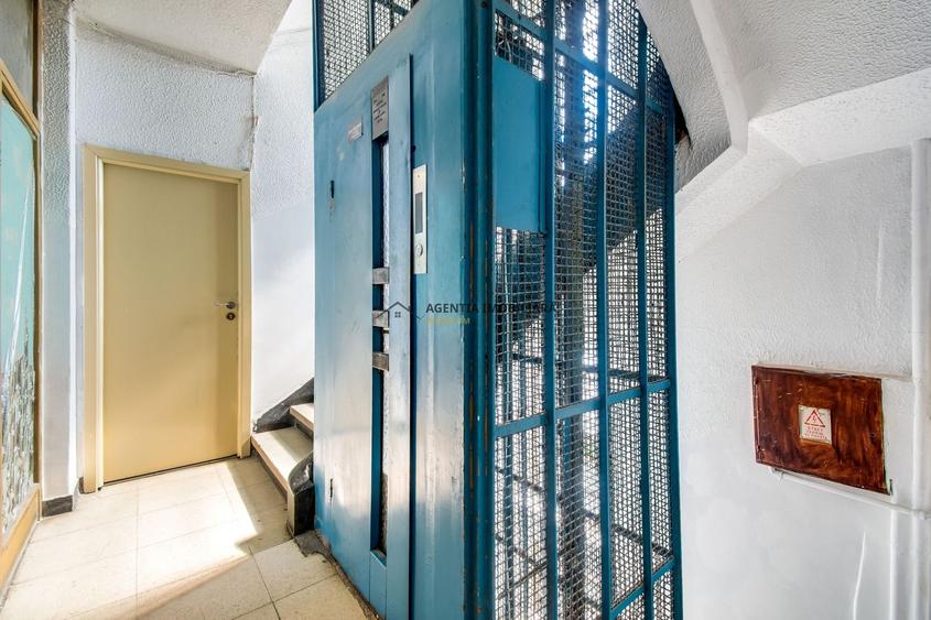 Apartament cu 6 camere decomandat în Ultracentral