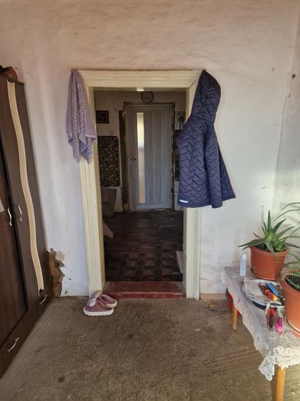 Casă cu 3 camere în Scorțaru Nou
