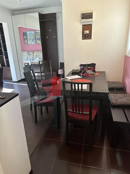 Apartament cu 2 camere decomandat în Cișmigiu