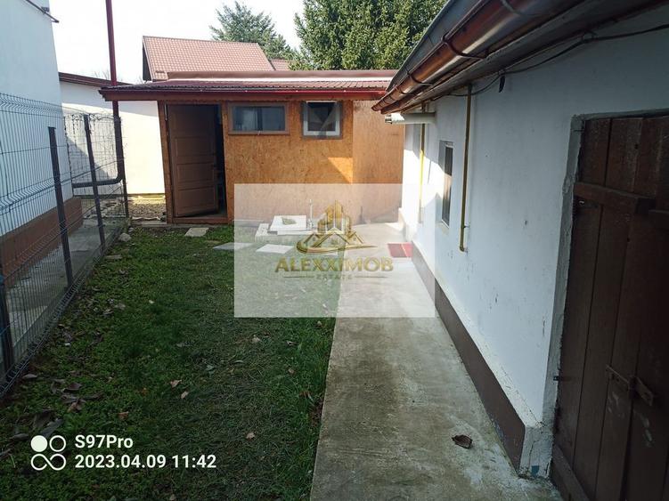 Casă cu 3 camere cu Canalizare în Ciolpani