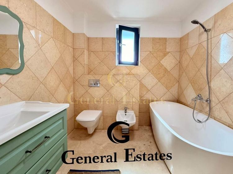Casă individuală cu 4 camere cu Canalizare în Târgu Cucu