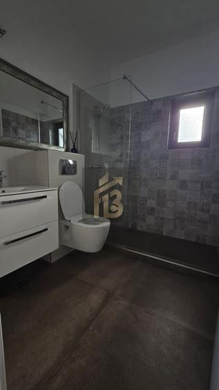 Casă individuală cu 4 camere cu Canalizare în Balotești