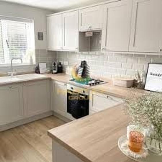 Apartament cu 4 camere decomandat în Theodor Pallady