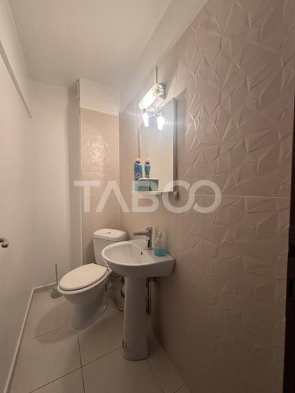 Apartament cu 3 camere decomandat, mobilat în Ultracentral