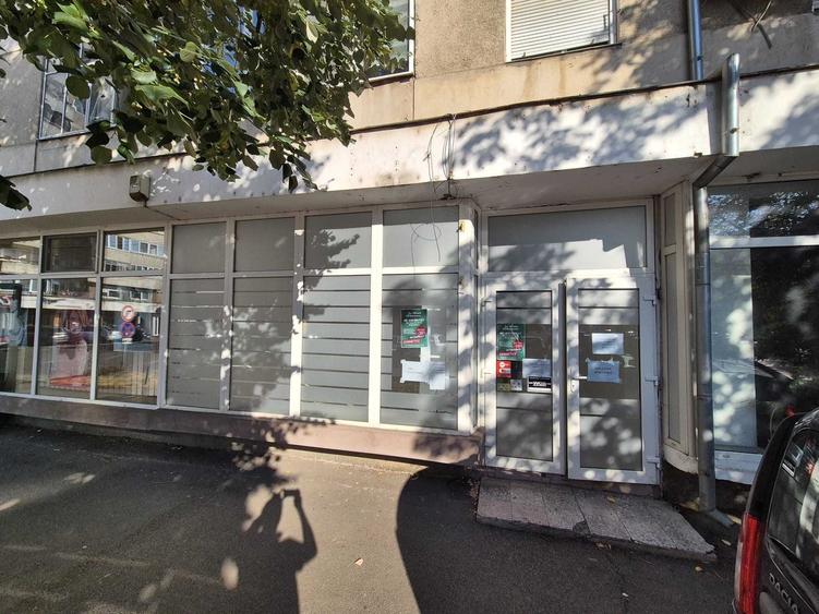 Spațiu comercial, de 67 mp, în Dacia