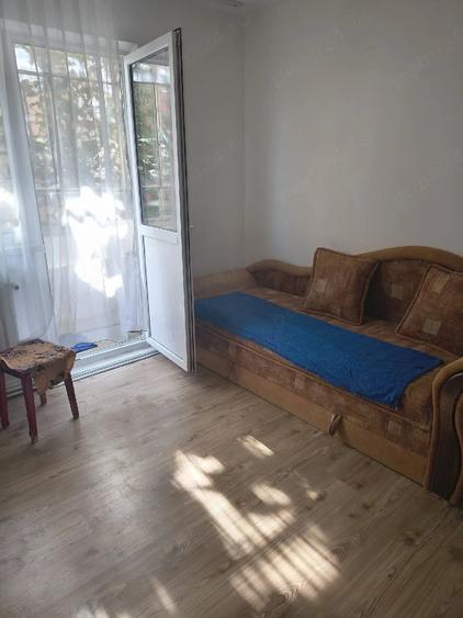 Apartament cu 2 camere semidecomandat în Dârste