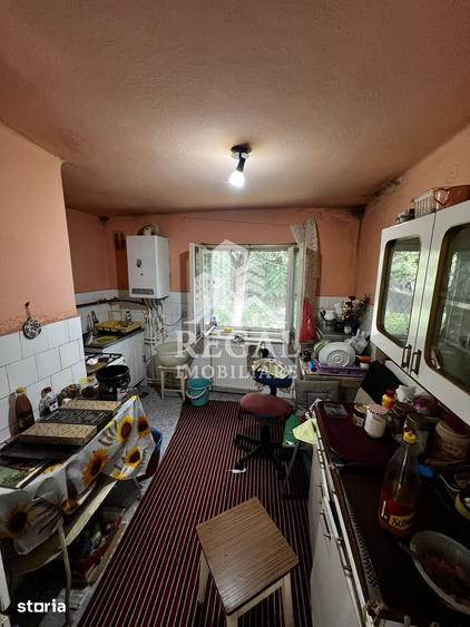 Casă cu 3 camere cu Teren 708 Mp în Central