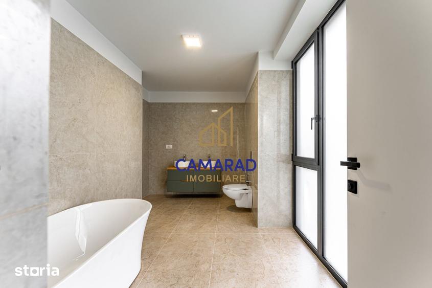 Casă cu 6 camere cu Teren 432 Mp în Băneasa