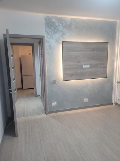 Apartament 2 camere de vanzare Drumul Taberei - Raul Doamnei - 12