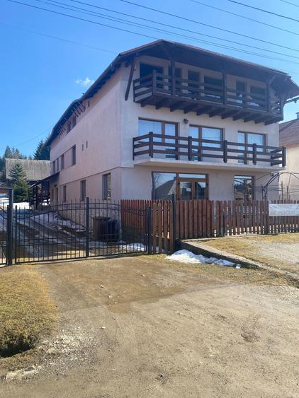 Casă cu 4 camere în Beliș