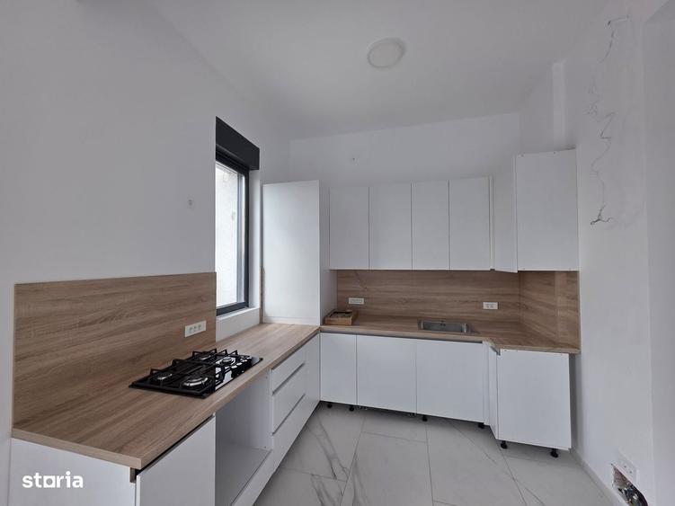 Apartament cu 4 camere în Aviației