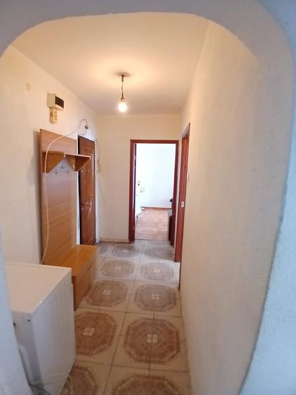 Apartament cu 2 camere în Trafic Greu