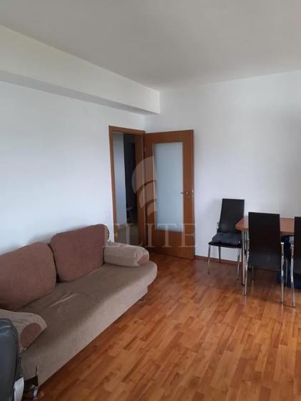 Apartament cu 2 camere decomandat, mobilat în Zorilor