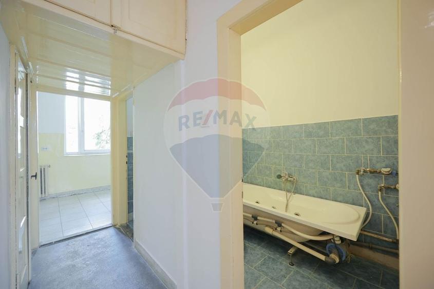Apartament cu 2 camere decomandat în Decebal