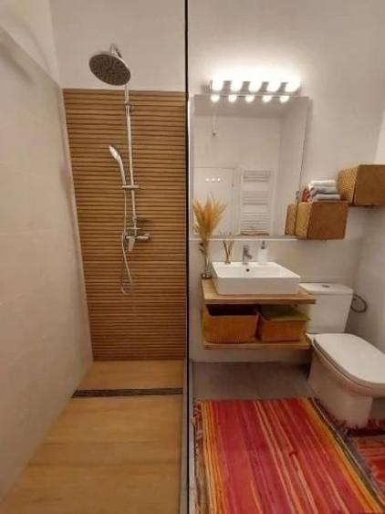 Apartament cu 2 camere decomandat în Metalurgiei