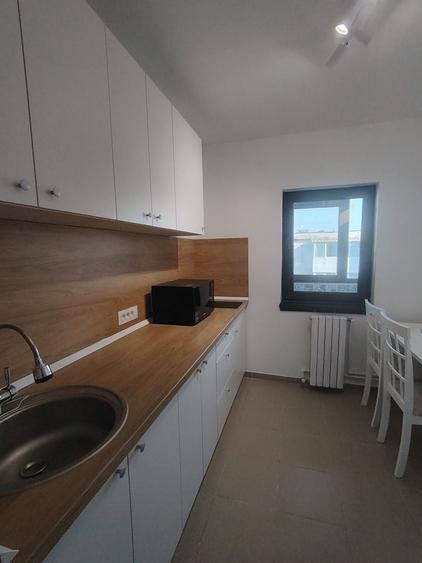 Apartament cu 2 camere decomandat în Faleza Nord