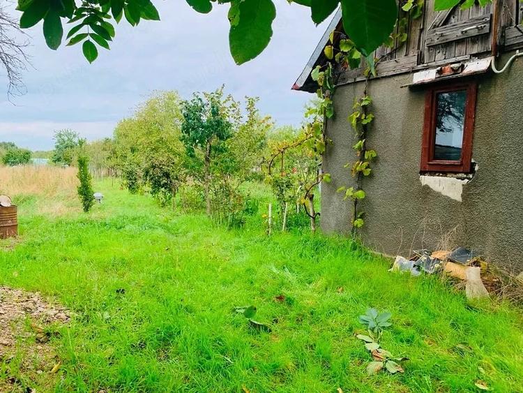 Casă cu Teren 862 Mp în Căpâlna
