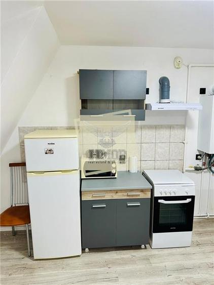 Apartament cu 2 camere semidecomandat, mobilat în Vasile Aaron