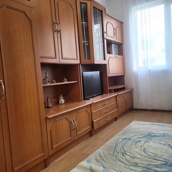 Garsonieră semidecomandată în Tractorul