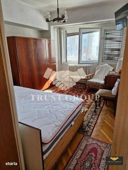 Apartament cu 3 camere decomandat în Domenii