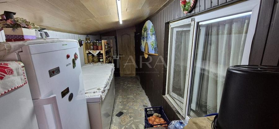 Casă individuală cu 7 camere cu Canalizare în Apahida