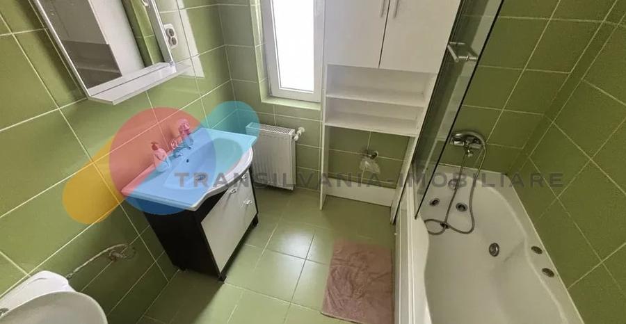 Apartament 3 camere, 2 balcoane, zona Terra - 6
