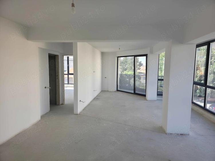 Apartament cu 2 camere decomandat în Tomis Plus