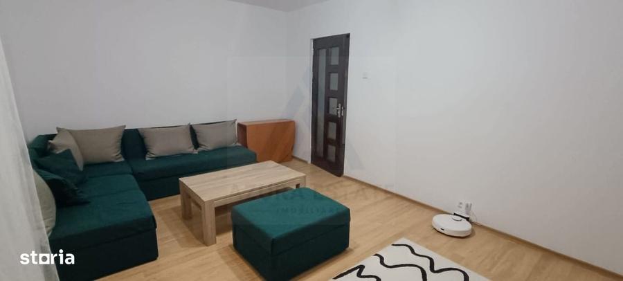 Apartament cu 3 camere semidecomandat în Șelimbăr
