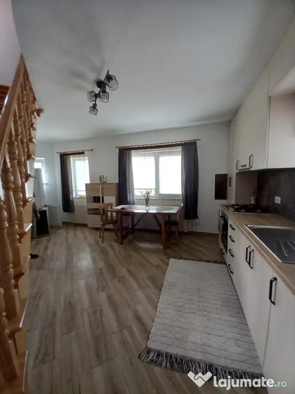 Casă cu 3 camere în Lisaura