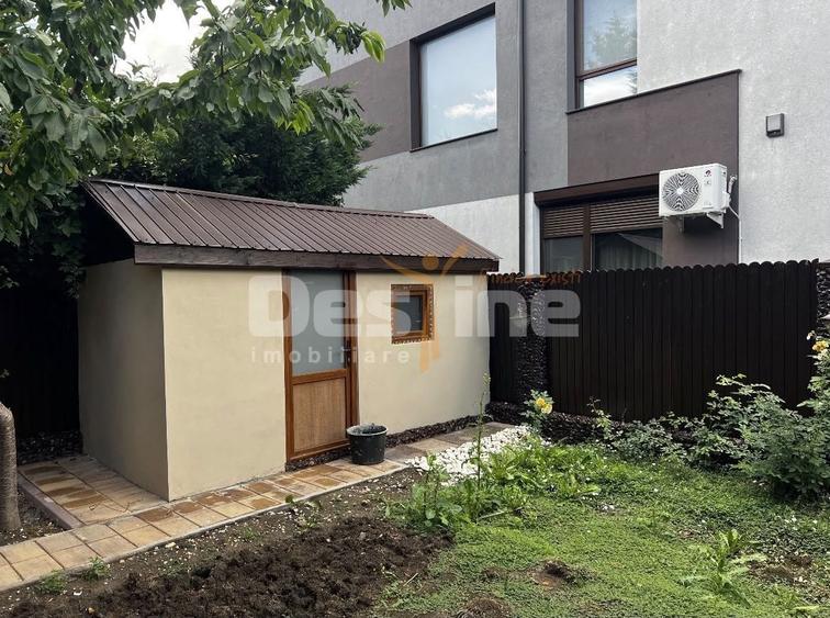 Casă individuală cu 7 camere cu Canalizare în Pipera