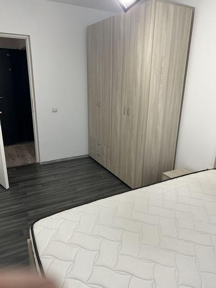 Apartament cu 2 camere decomandat în Florești