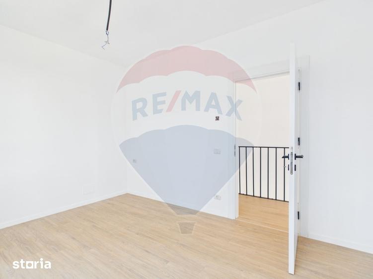 Casă cu 4 camere cu Teren 271 Mp în Moara Vlăsiei