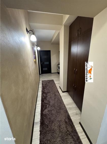 Apartament cu 3 camere decomandat în Ampoi 3