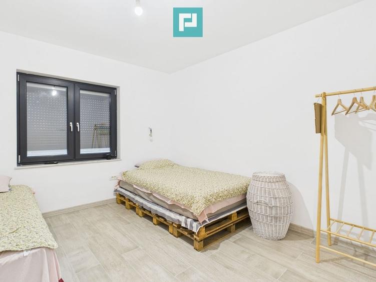Casă individuală cu 4 camere cu Canalizare în Macea