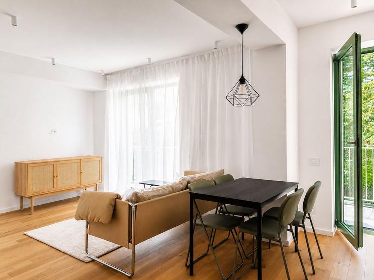 Apartament cu 2 camere semidecomandat, mobilat în Mihai Bravu