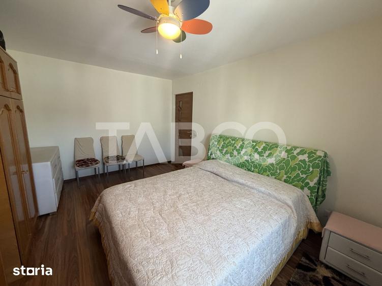 Apartament cu 3 camere decomandat în Central