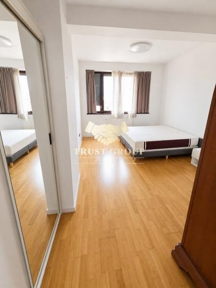 Apartament cu 3 camere decomandat, mobilat în Dacia