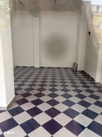Spațiu comercial, de 45 mp, în Central