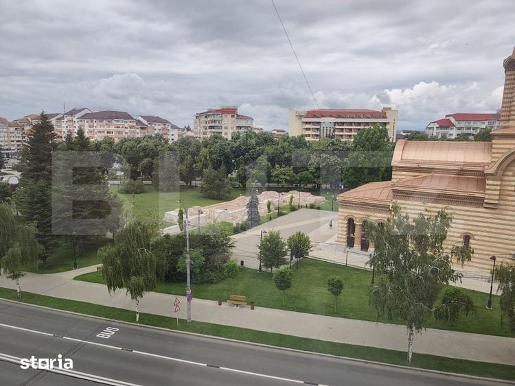 Apartament cu 3 camere în Ultracentral