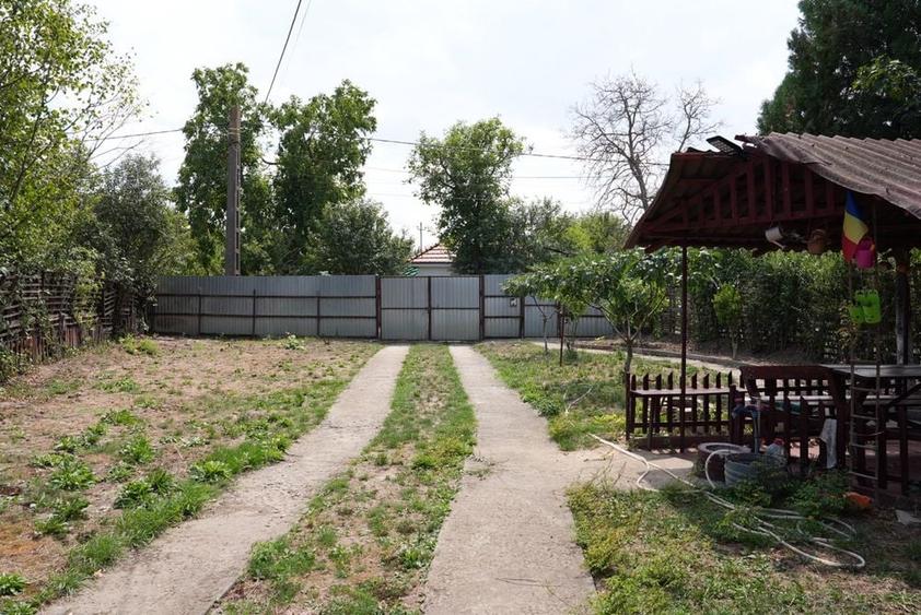 Casă cu 4 camere în Gepiu