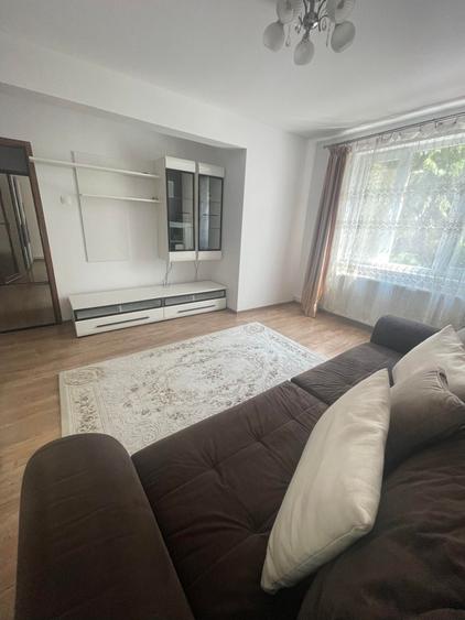 Baia Mare -Central Olteniei apartament 2 camere decomandat etaj 1 - 6