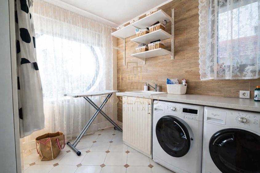 Casă individuală cu 4 camere cu Canalizare în Cheriu