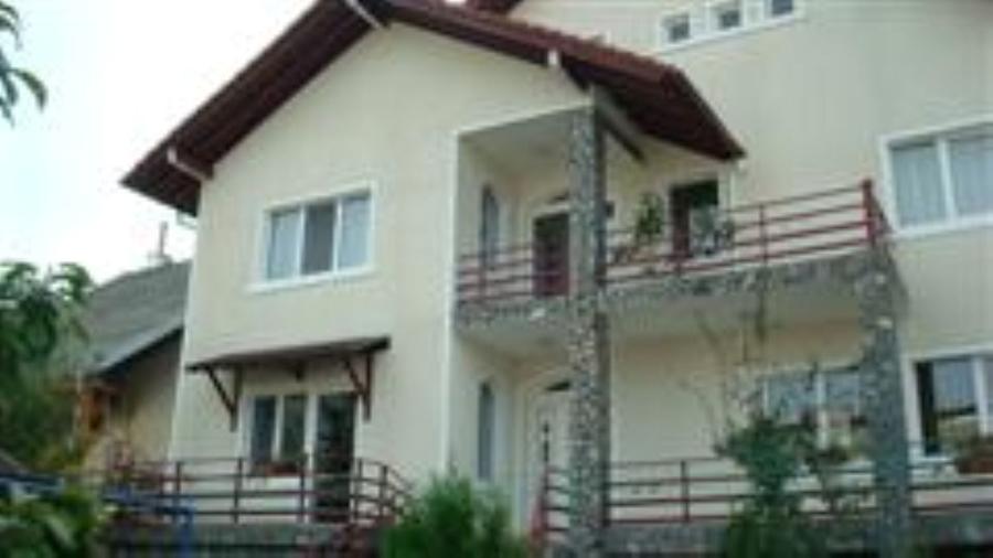 Casă cu 5 camere cu Canalizare în Bunloc