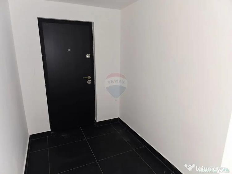 Apartament cu 5 camere decomandat în Precista