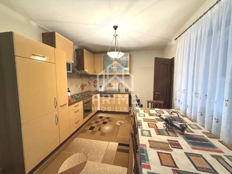 Casă cu Teren 1306 Mp în Blaj