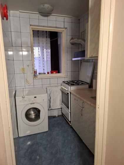 Garsonieră decomandată în Exterior Vest