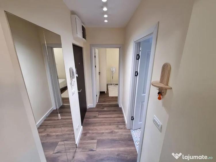 Apartament cu 3 camere semidecomandat, mobilat în Tomis II