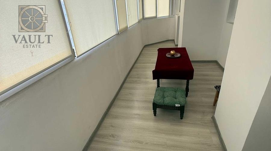 Apartament cu 4 camere decomandat, mobilat în Iancului